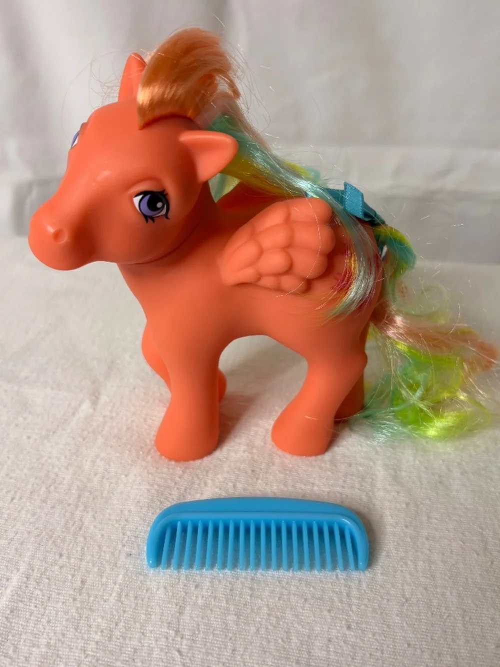 My Little Pony MLP Flutterbye Pony Orange Rainbow Hair Pegasus 2018 w/Comb